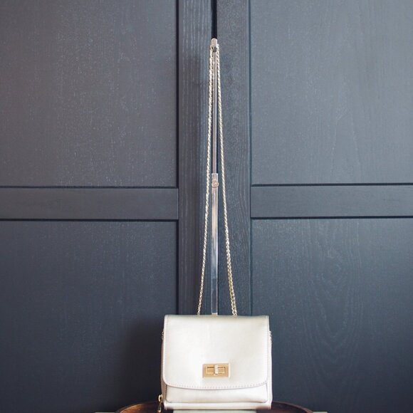 Danier | Like NEW Small Silver/Gold Leather Crossbody Bag - Picture 3 of 10